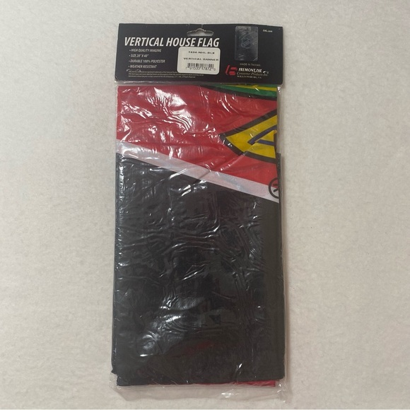 Chicago Blackhawks 1‎ Sided 28x40 House Banner NHL Sign Flag Wall Cave NEW - Picture 3 of 3